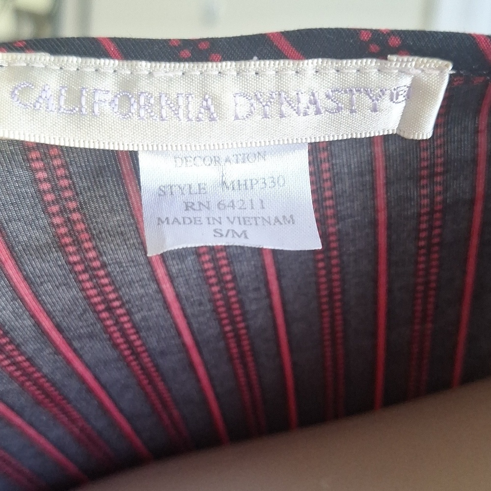 🎁California Dynasty Smooth Red Stripe Robe, Size S/M - Picture 6 of 7